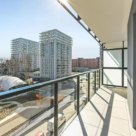 Nadmorskie Spektrum & Parking * Gdańsk